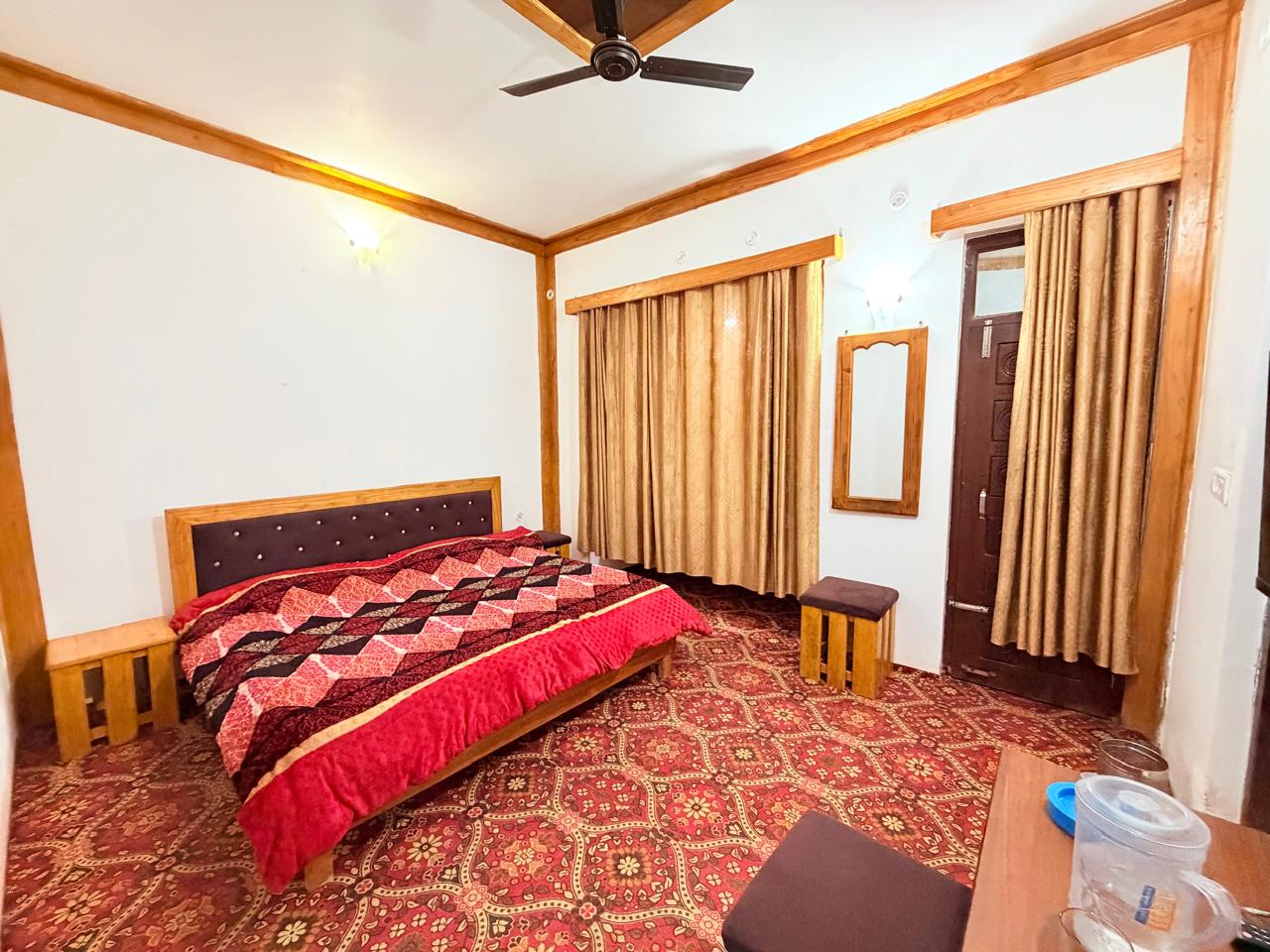 King Room — bed