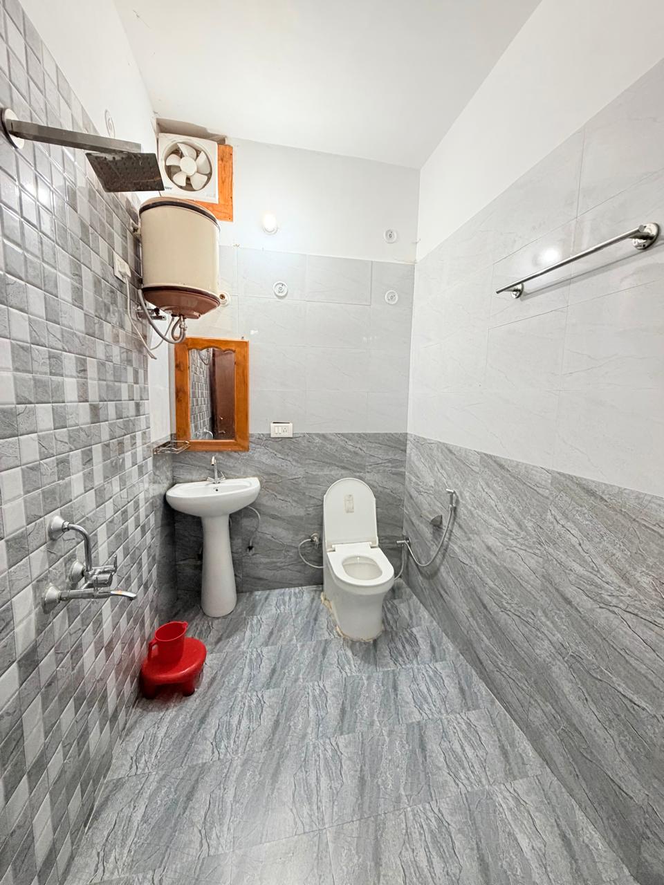 Family Room — bathroom