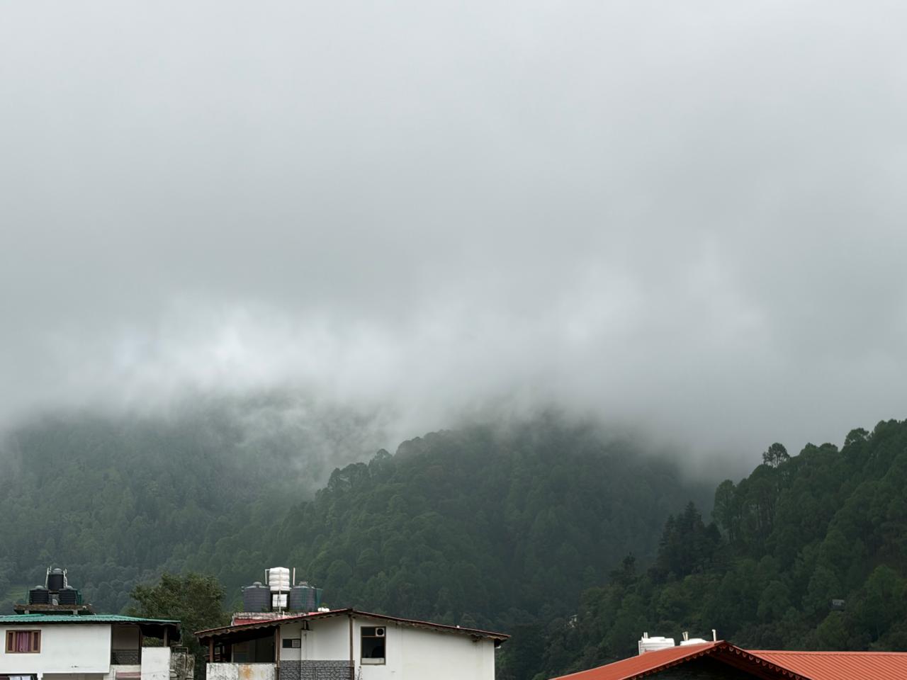 Misty hills around Bhowali